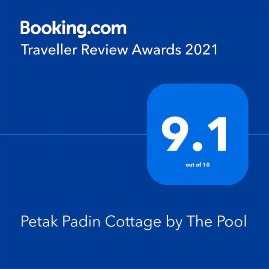 Petak Padin By The Pool, Kepala Batas Penang *